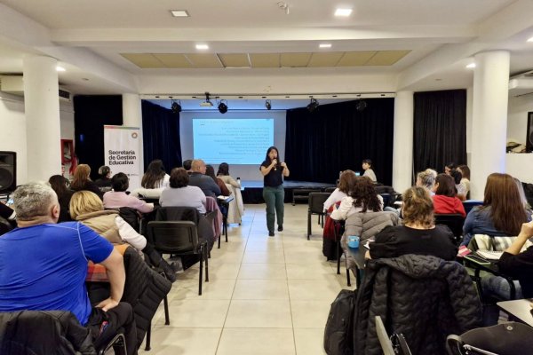 Programa Provincial de Actualización Docente 2025: se desarrolló la primera mesa técnica para equipos supervisivos
