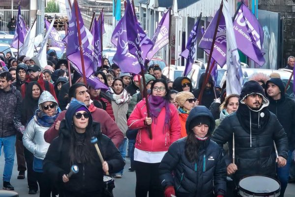 Docentes rechazaron la propuesta del Gobierno y analizan profundizar medidas