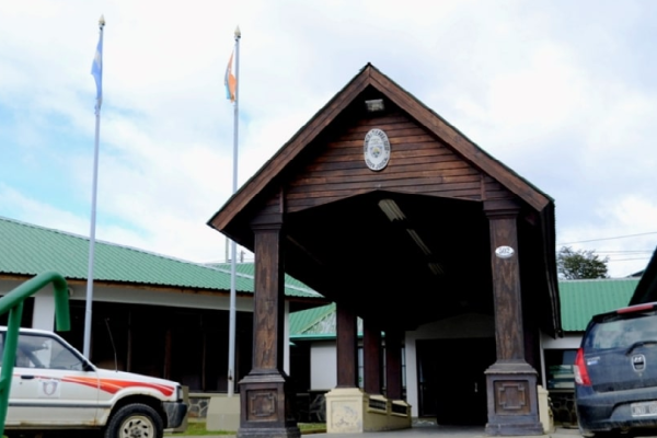 Comienza el juicio a un hombre por raptar y abusar de una mujer que había contratado para servicios sexuales