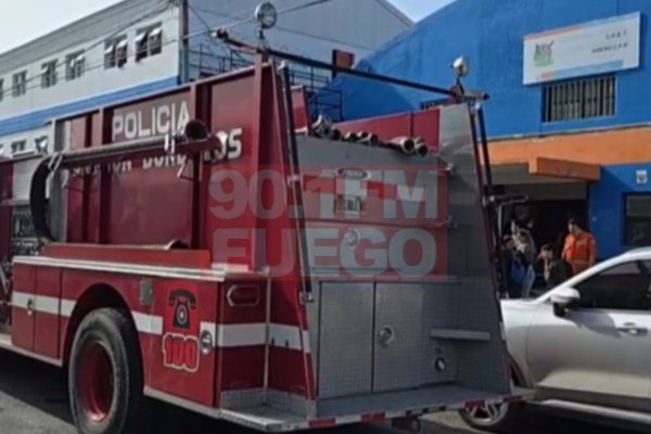 Un principio de incendio en el CPET obligó a evacuar a alumnos y personal del establecimiento