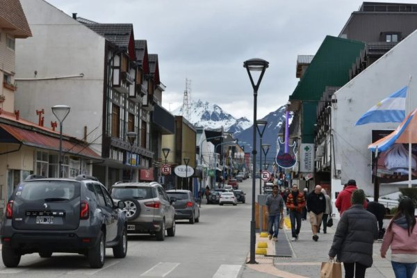 La Cámara de Comercio de Ushuaia respalda la reforma laboral impulsada por el gobierno